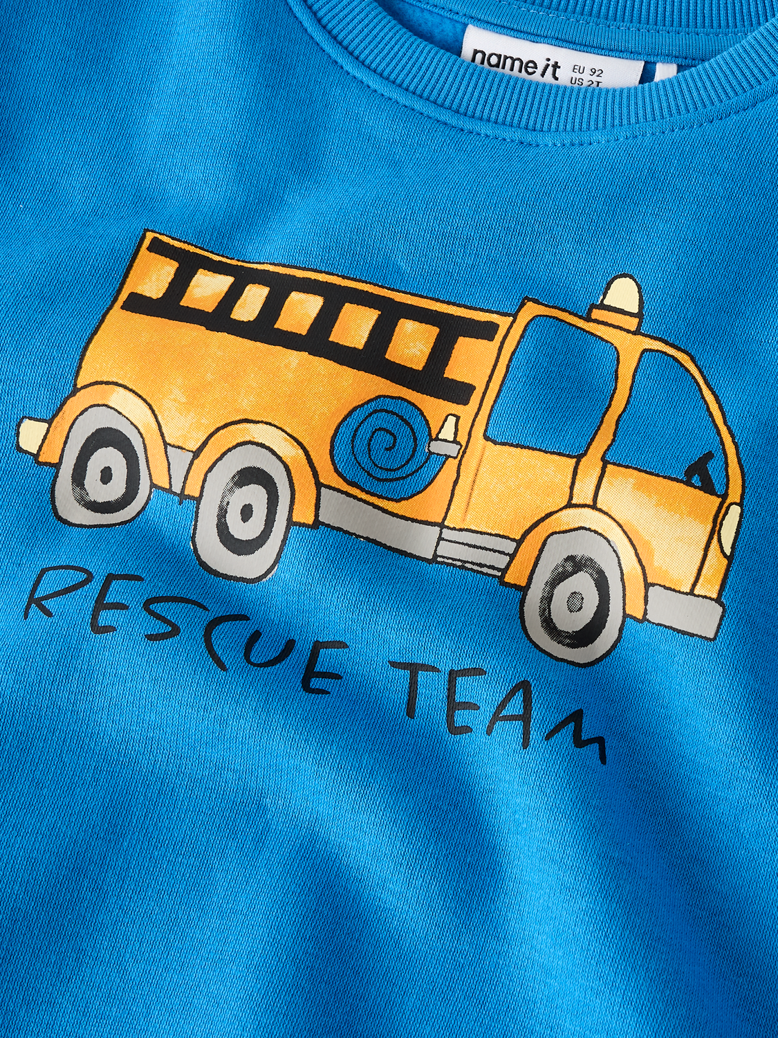 model_shot-front_full